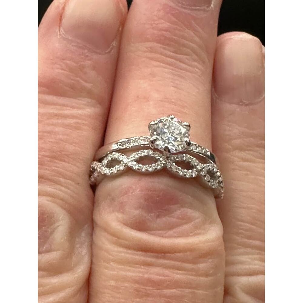 ✨ Moissanite Bridal Set – Size 8 – Infinity Band – Sterling Silver ✨